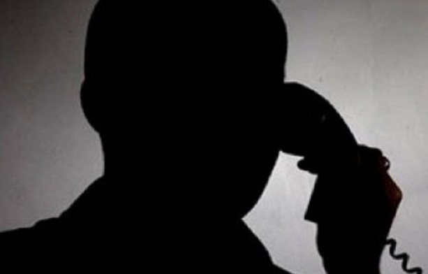 متنفذون يضغطون على مدير عام مؤسسة رقابية لإنهاء قضيتهم  .. و يرد عليهم : "لو بروحوني ما بمشيها"