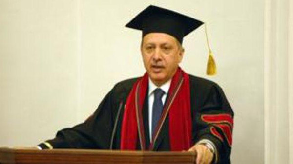 تركيا ..  أردوغان يغلق 1000 مدرسة "مرتبطة" بغولن
