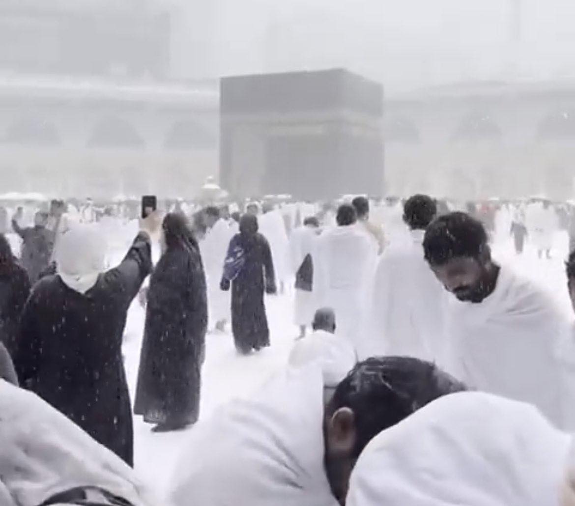 حقيقة فيديو السيول في المسجد الحرام ..  إمارة مكة المكرمة ترد