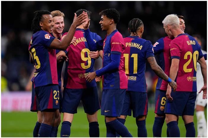 برشلونة يعلن جاهزية فيران توريس لمباراة أولمبياكوس