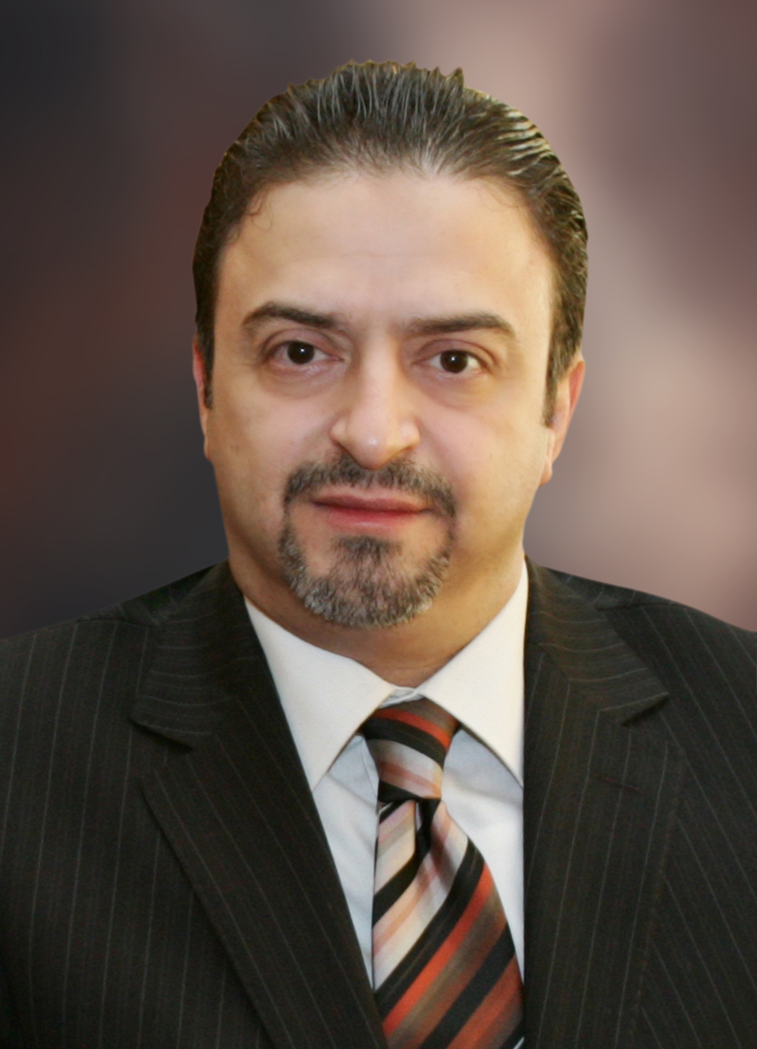 إياد العسلي شخصية وطنية تمثلت حرفيا بمقولة "النجاح لمن صدق لا لمن سبق"