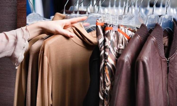 نقيب الألبسة والأحذية: السوق جاهز للشتاء لكن المبيعات غير مقنعة