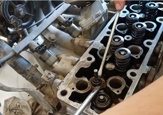 أسباب صوت الصباب ..  ما هو وأعراض تلفه وحل المشكلة