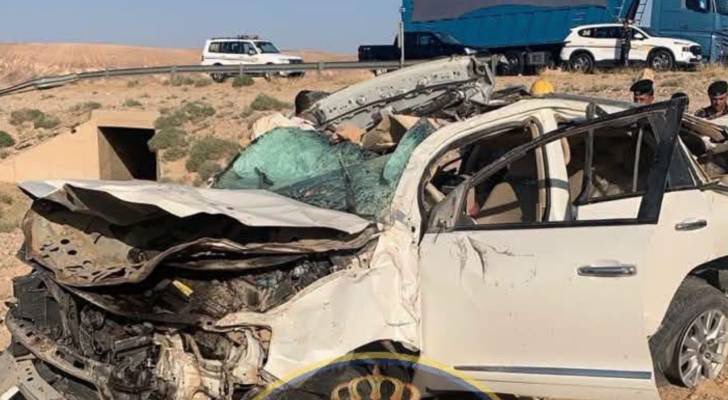 وفاة أربعة أشخاص وإصابة اثنين آخرَين ( من جنسية عربية ) إثر تدهور مركبة على الطريق الصحراوي بمحافظة معان