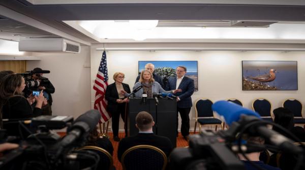 بعد تهديدات ترامب ..  وفد من الشيوخ الأميركي في غرينلاند لاحتواء التوتر