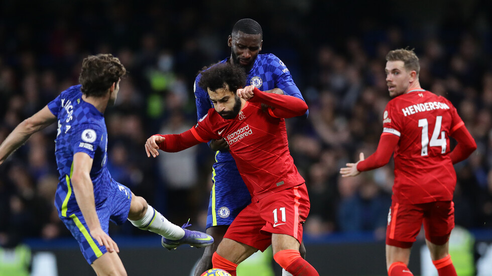 محمد صلاح يرد على اتهامه بالأنانية ويستشهد بـ ميسي ورونالدو