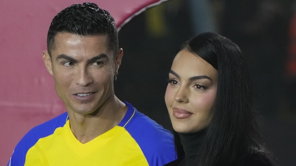 رونالدو يختار مكاناً عمره 511 عاماً للزواج من جورجينا