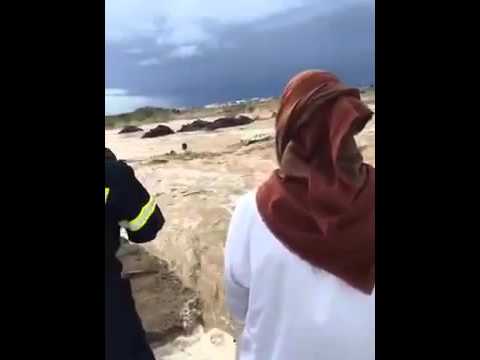 فيديو لشجاعة باكستاني ينقذ سعوديًا من الغرق