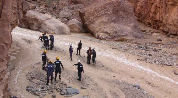النائب البدور يتهم وزارة التربية بالتقصير بقضية البحر الميت  .. تفاصيل 