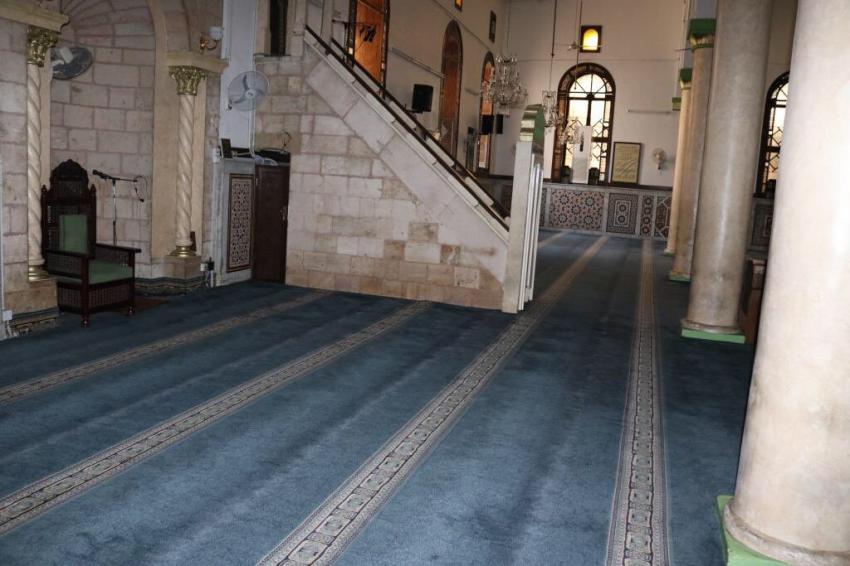 بالصور  .. الاوقاف: المسجد الحسيني مفتوح للصلاة