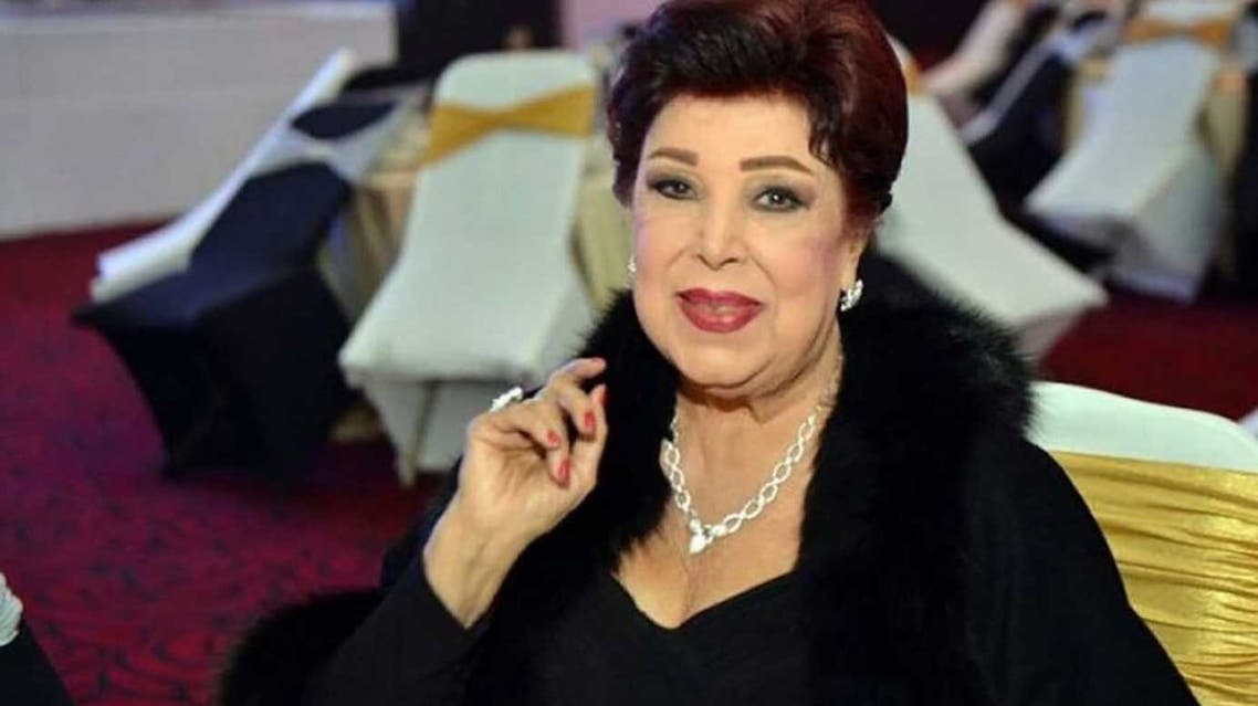 ابنة رجاء الجداوي تنشر صورة لوالدتها تجمعها بتركي ال شيخ 