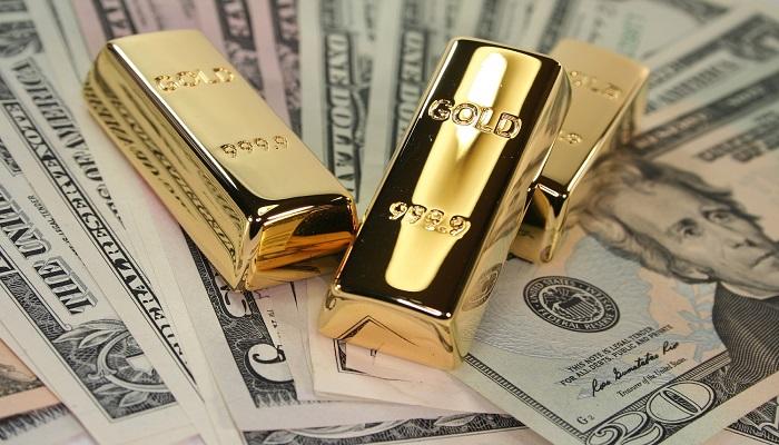 الذهب يهبط مع تعافي الدولار