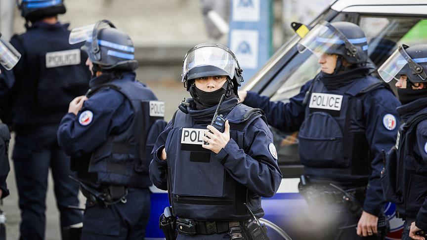فرنسا: ضبط مسلح بسكين خطط لتنفيذ عملية طعن