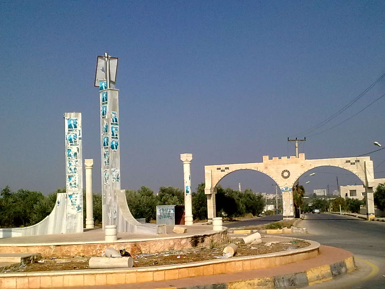 بالصور .. دوار بلدة حرثا مهمل والبلدية تعد بإعادة إصلاحه 