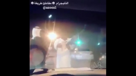 بالفيديو ..  شاب يحتفل برشاش فكاد يتسبب بكارثة