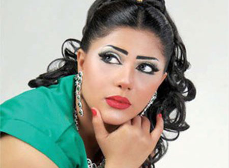 بالصور ..  ملاك تبكي على حال شجون الهاجري