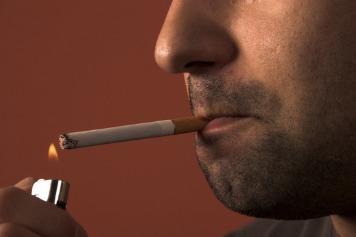 أنا مدمن على التدخين بجنون  ..  دلوني كيق أقلع عنه