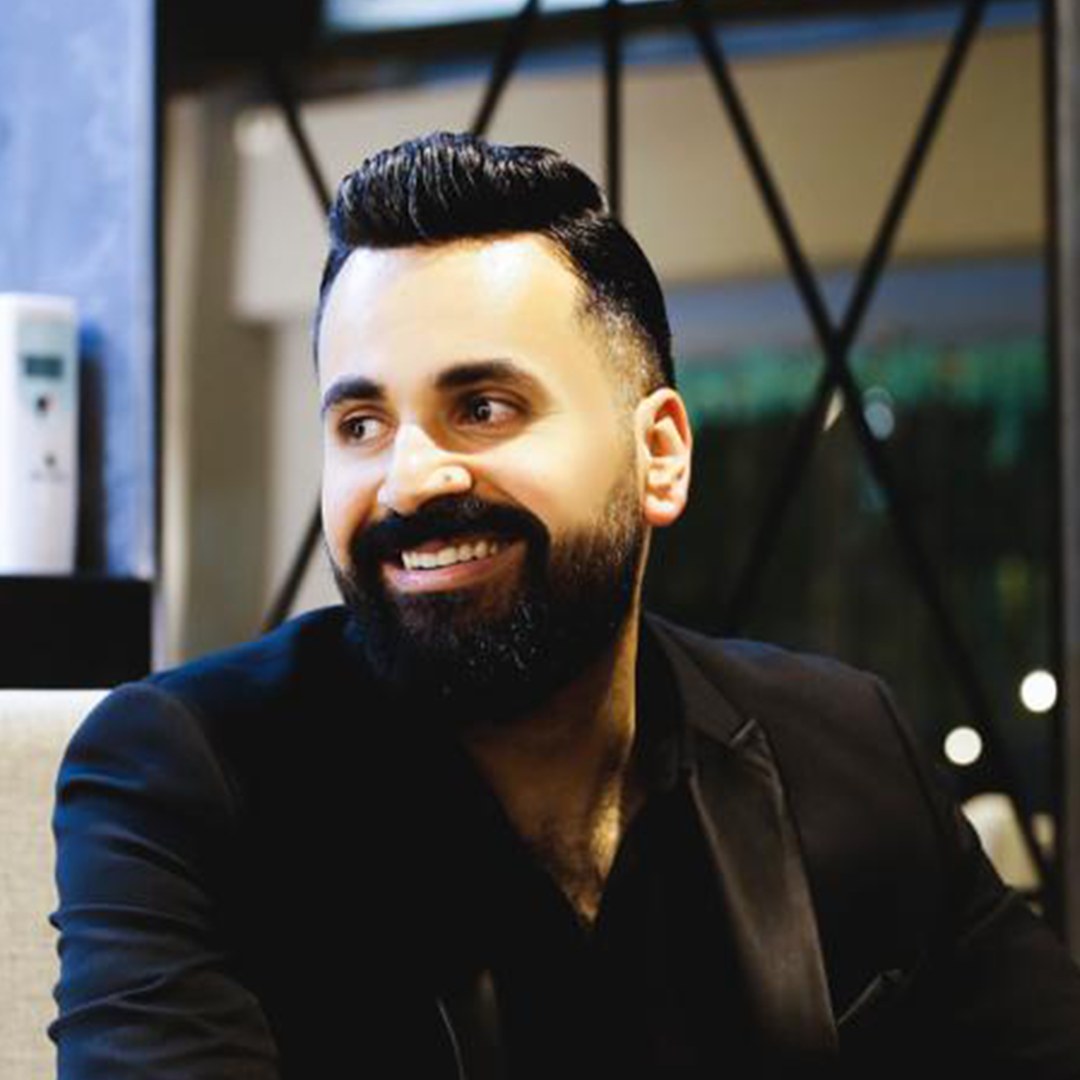 الفنان سعد حطيبات يطلق اغنية جديدة بمناسبة حفل زفاف ولي العهد 