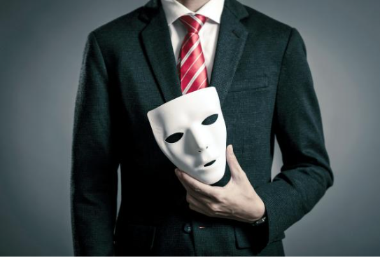 نصاب ينتحل صفة تاجر سيارات ويستدرج ضحاياه عبر إعلانات التقسيط ..  مواطن يكشف تفاصيل محاولة احتيال بـ17.5 ألف دينار
