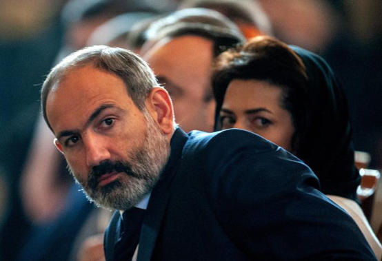 رئيس وزراء أرمينيا يعلن إصابته وأسرته بفيروس كورونا