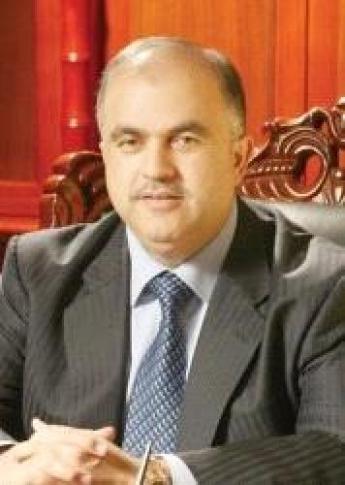 غازي عليان  ..  قامة في الأدب وقاموس في الشجاعة