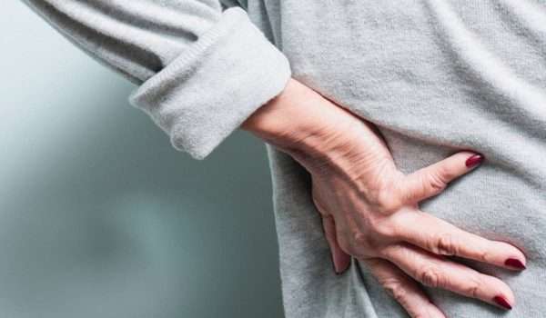 7 أسباب للغثيان بعد الأكل ..  وكيفية علاجه