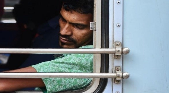 شركة تخصص رحلات للأشخاص المرهقين للنوم في حافلاتها