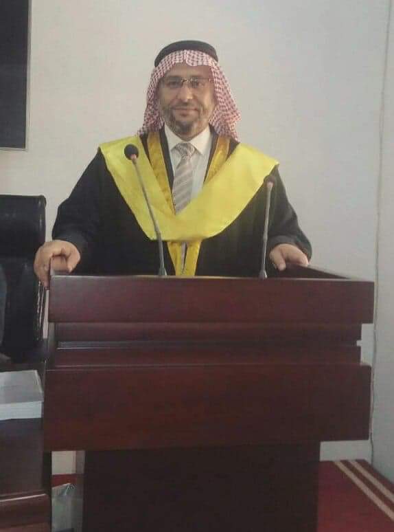 مبارك سعادة المفتي الدكتور "وليد عبدالقادر الذنيبات" لحصوله على درجة الدكتوراه