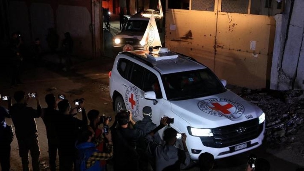 "القسام" تعلن تسليم 3 جثث للاحتلال تم العثور عليها في نفق جنوب غزة الليلة