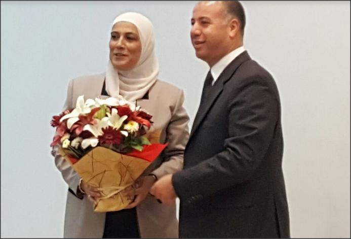 عميد كلية الآداب والعلوم في جامعة عمان الأهلية يلتقي أعضاء الهيئتين التدريسية والإدارية