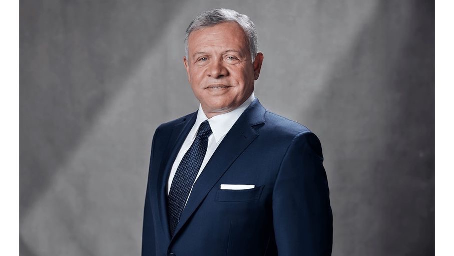 الملك يعود إلى أرض الوطن