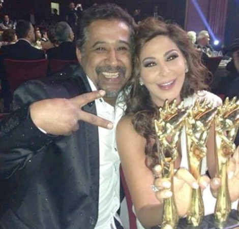 إليسا توقع الشاب خالد في أزمة