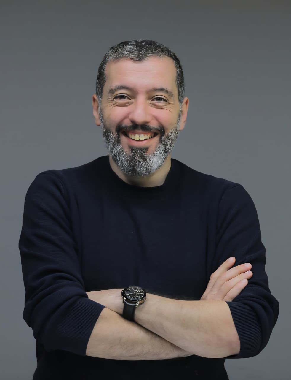 شاكر خليف يكتب: ما بعد الخرسانة والفولاذ  ..  لماذا الحوكمة الرقمية هي البنية التحتية الأكثر أهمية لمدينة عمرة