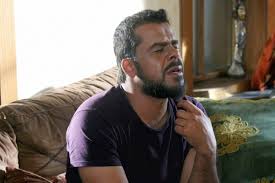 بالفيديو ..  منذر رياحنة يبكي ياسر المصري على الهواء