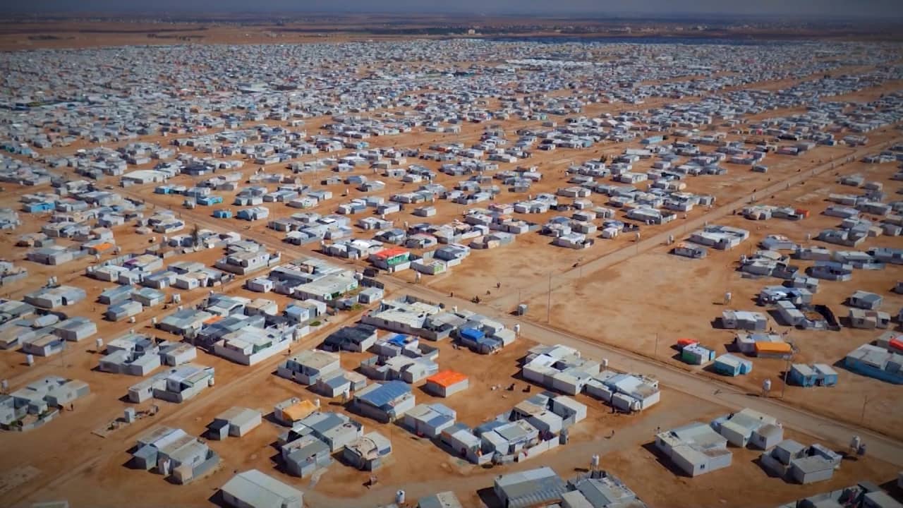 1352 لاجئا سوريا يعودون لبلادهم في 3 أشهر