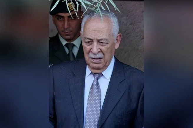 العيسوي ينقل تعازي الملك إلى عشيرتي الطهراوي و الرقاد