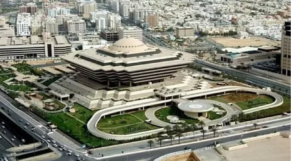 السعودية  ..  السجن والغرامة عقوبة المنشآت التي تشغل الوافدين المخالفين للأنظمة