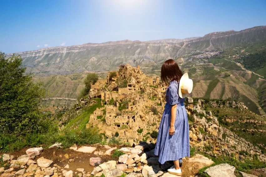 بالصور  ..  رحلة مميزة إلى داغستان ننصحك بزيارتها