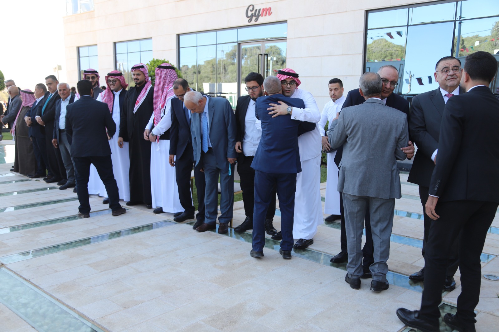 الدكتور محمد المعاقبة يولم بمناسبة زفاف نجله الدبلوماسي "قيس" 