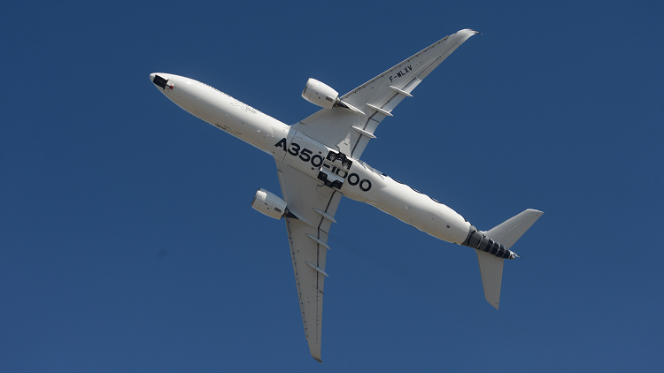 بالفيديو ..  شاهد إقلاع عامودي أسطوري لطائرة إيرباص "A350"