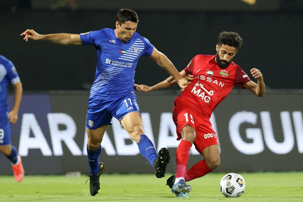 شباب الأهلي يصنع التاريخ ويتوج بطلاً لـ"كأس الخمسين"