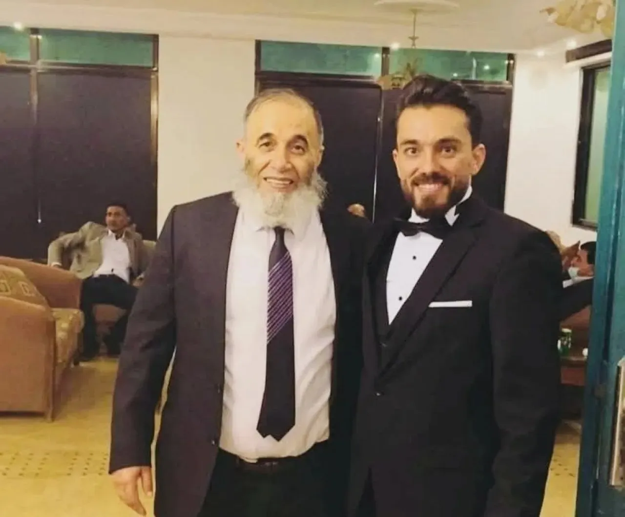 "جريمة غدر بدم بارد"  ..  تفاصيل جديدة حول مقتل النائب السابق موسى أبو سويلم ونجله أيمن في أبو نصير