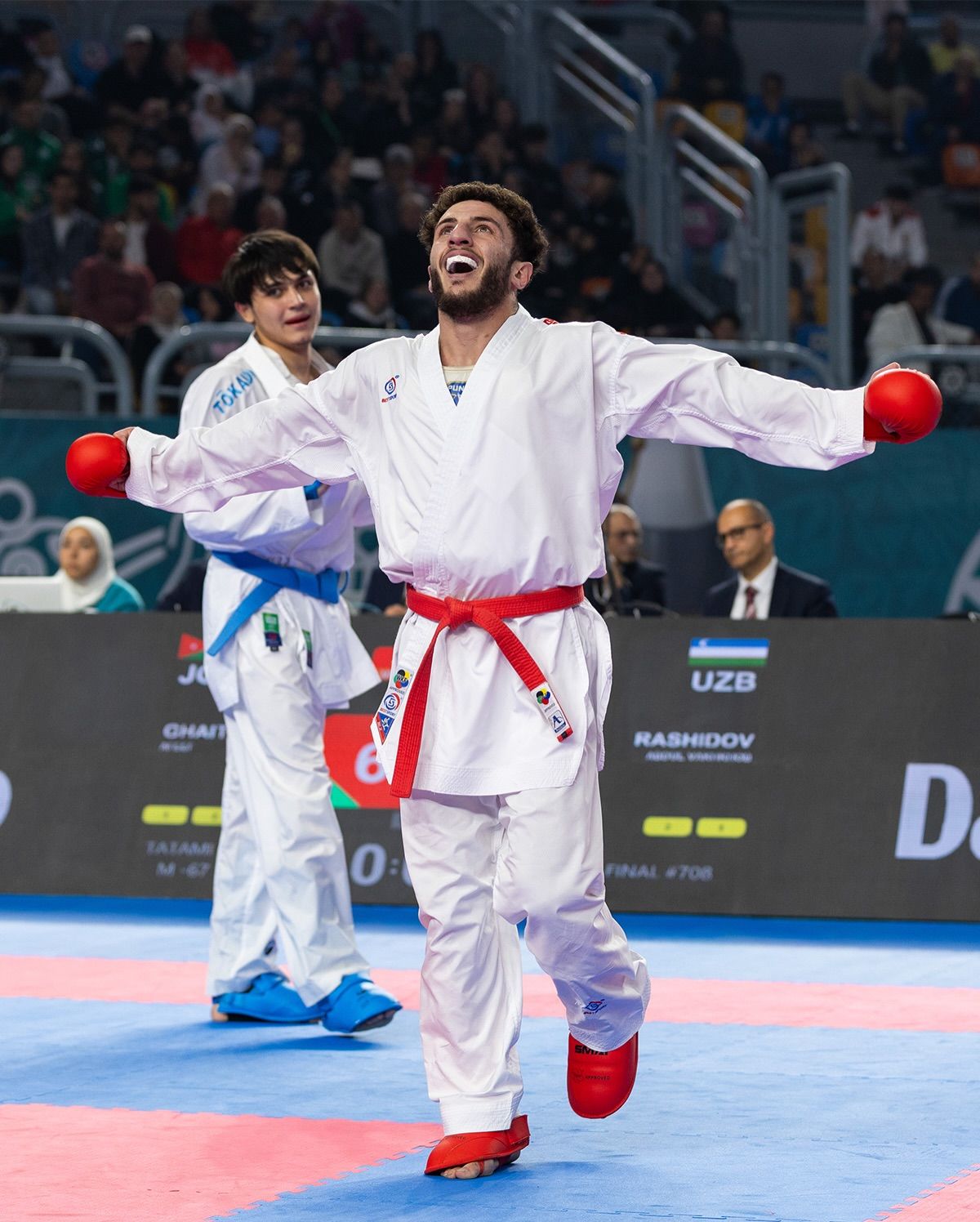 عفيف غيث يُهدي الأردن أول ذهبية في تاريخ بطولات العالم للكراتيه 