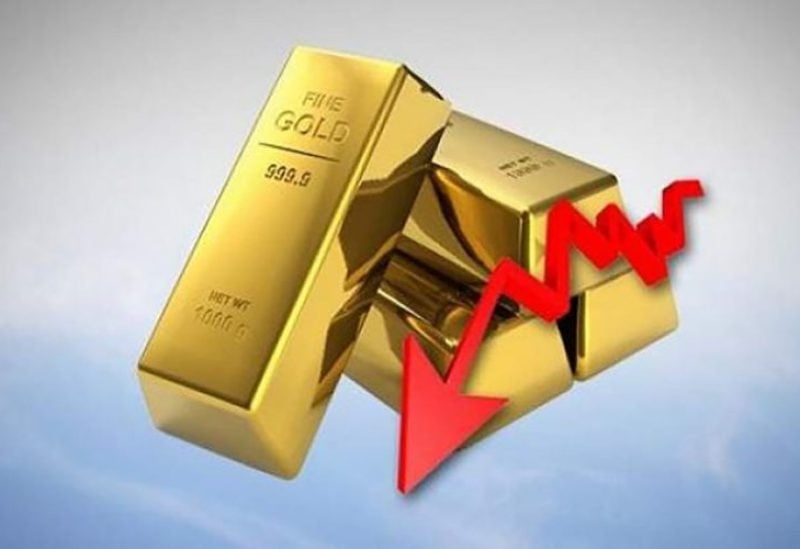 الذهب يتراجع من أعلى مستوى في 3 أسابيع  
