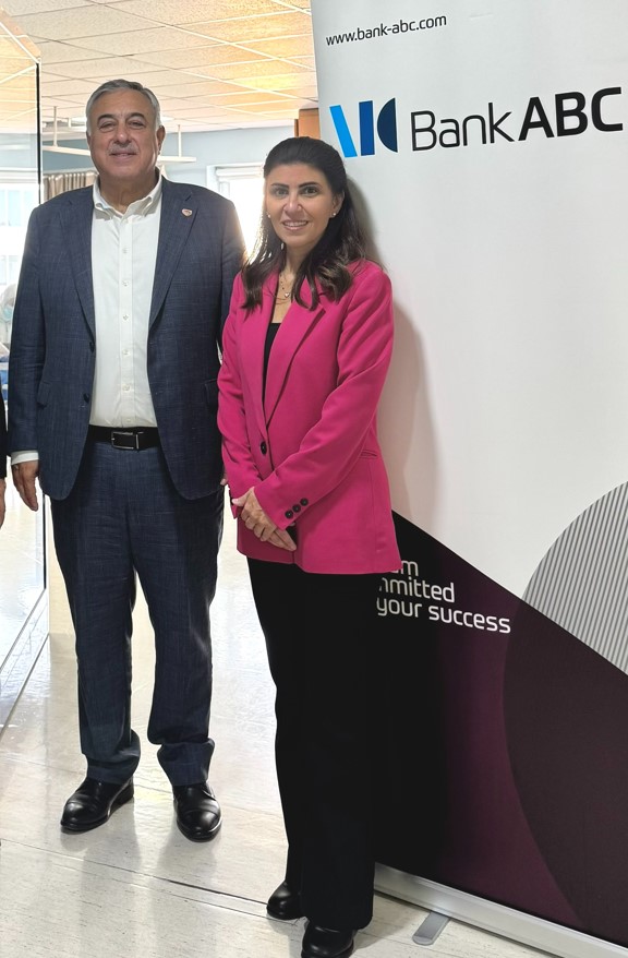 بنك ABC في الأردن يواصل دعمه لجمعية هدية الحياة الخيرية ويقوم بزيارة ميدانية للأطفال الذين اجروا العمليات الجراحية 