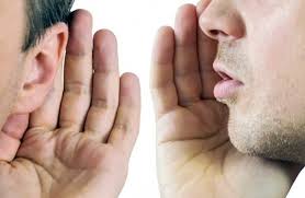 يكثر نقل الكلام بين الصديقات  ..  كيف اتصرف؟