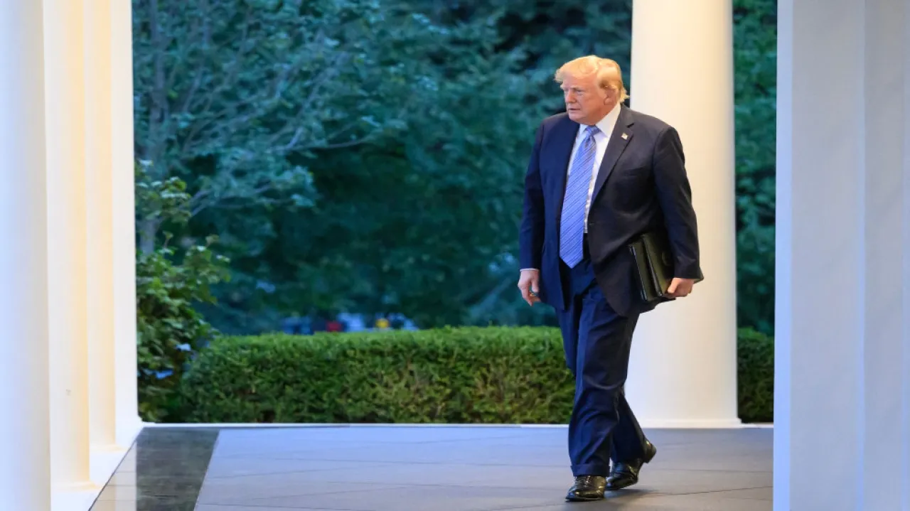 بينها CNN ..  ترمب يمنع 3 وسائل إعلام أميركية من دخول البيت الأبيض