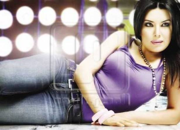 عبير صبري: تربيت تربية عنيفة جدا ولا يمكن أن أتزوج من رجل غير متدين