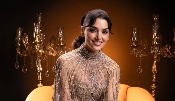 هاندا آرتشيل بطلة مشروع حبيبها الجديد