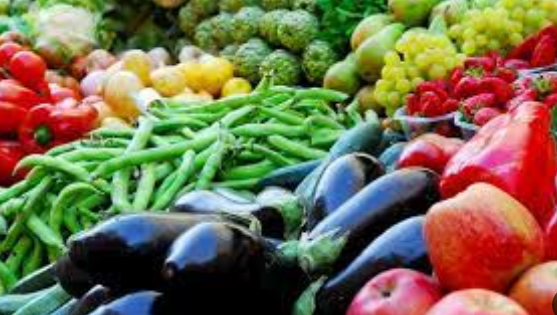 وزارة الزراعة تتوقع أن تكون أسعار الخضار والفواكه معتدلة في رمضان